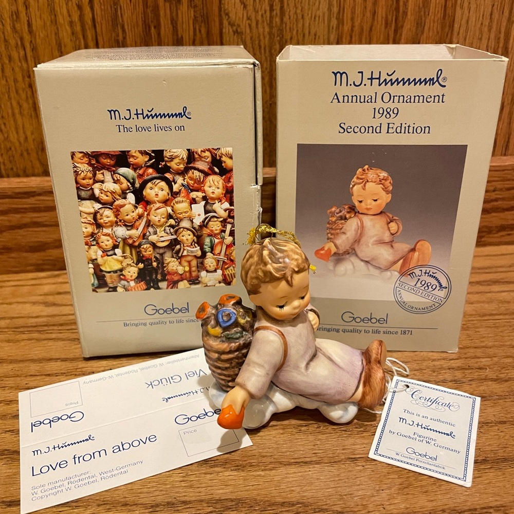 Goebel Hummel 1989 Annual Ornament “Love From Above” Angel
